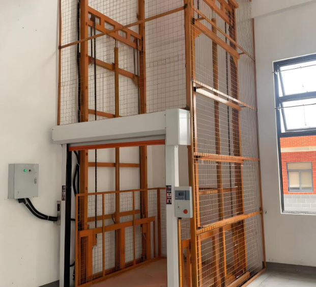 隆子升降货梯是特种设备码